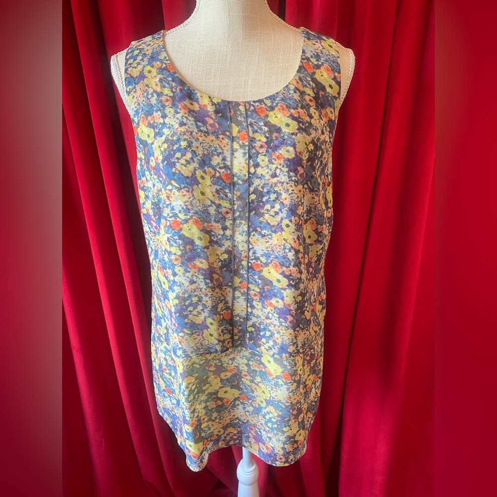 ❌sold❌ CABI FLORAL TUNIC TOP MEDIUM - Picture 1 of 5
